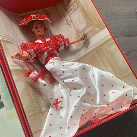 Coca-Cola fashion series Barbie’s - Picture 5 of 7